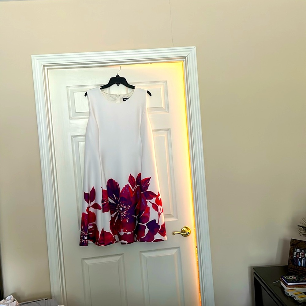 Lovely DKNY Dress sz 16